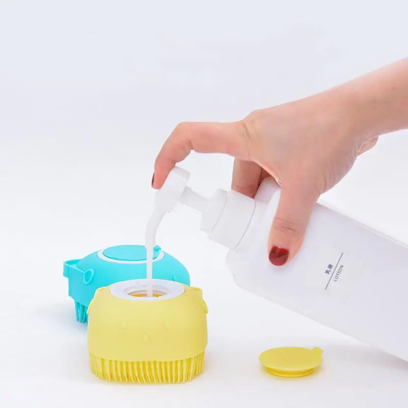 Escova de Silicone Massageadora e Dispenser para Banho